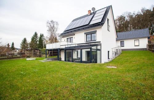 Prossen House | Weinberghaus Prossen, Haus mit Sauna und Whirlpool für maximal 8 Personen