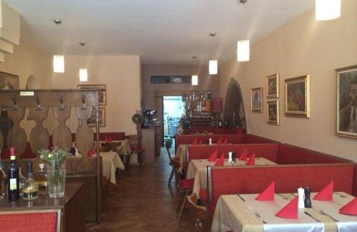 Landshut House | Weinstube Heigl Restaurante Pizzeria Puccini