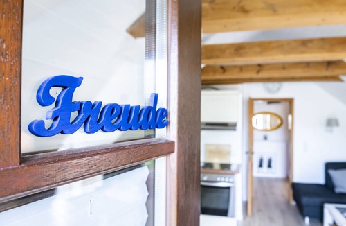 Oeverdiek Apartment | Welcome to the joy!