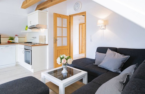 Oeverdiek Apartment | Welcome to the joy!