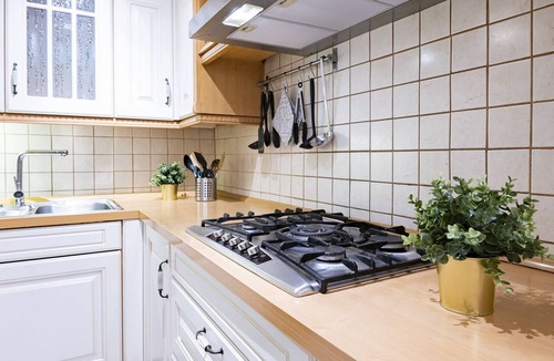 Oeverdiek Apartment | Welcome to the "Fröhlichkeit!"