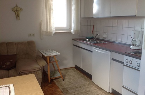 Stocking Apartment | Welcome to the Red House! Great apartment for seniors!