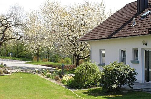 Roehrnbach Apartment | Welcoming Chalet near Forest in Rohrnbach