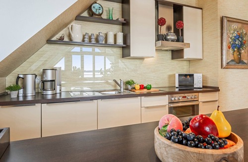 Rankwitz Apartment | Wellness Apartment mit Pool, Sauna, Fitness und Wasserblick