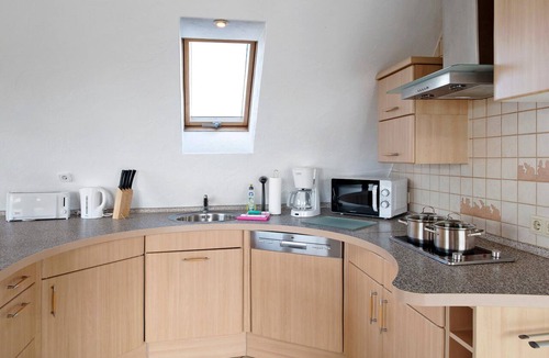 Biestow Apartment | Wellness Apartment Müller with Private Terrace, Garden, and Wi-Fi