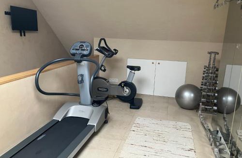 Rankwitz Apartment | Wellness-Oase mit Wasserblick, Pool, Sauna & Fitnessbereich
