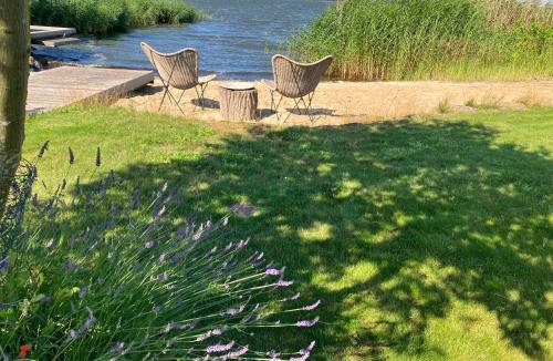 Rankwitz Apartment | Wellness-Oase mit Wasserblick, Pool, Sauna & Fitnessbereich