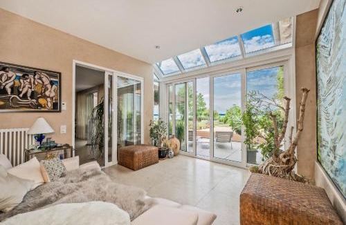 Rankwitz Apartment | Wellness-Oase mit Wasserblick, Pool, Sauna & Fitnessbereich