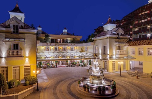 Maurach Resort | Wellnessresidenzsuite 75m² - Der Alpine Kraftplatz - Alpenrose /Cocoon Lodge