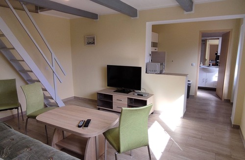 Kachlin House | Wiesengrund - Family Pension & Apartments Lindenhof