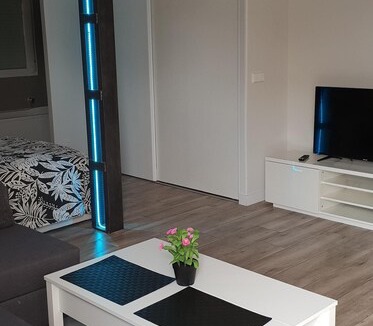 Lucero Apartment | WINDROSE 9 in Madrid