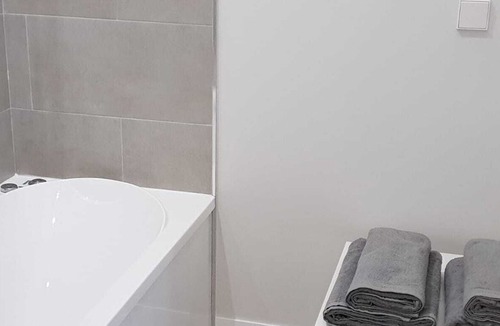Lucero Apartment | WINDROSE 9 in Madrid