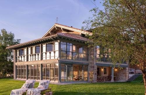Lamadrid House | Wishome—A Renovated Fairytale Villa with a Pool