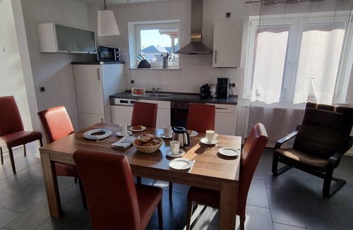 Zierow House | Wismarer Koggen Backbord und Steuerbord