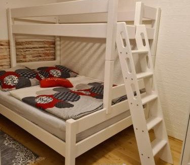Fuerth Apartment | Wohnung am Grünen, Nähe Stadtzentrum und Hauptbahnhof, WLAN inklusive