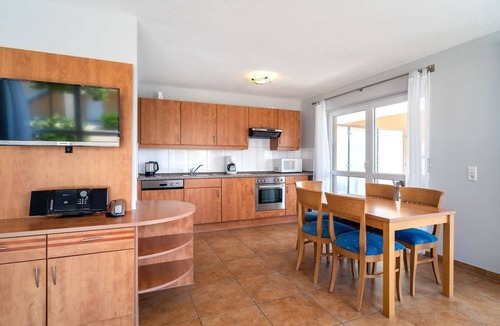 Leipheim Apartment | Wohnung F2 im Erdgeschoss Gemütlich im Mediterranen Stil Eingerichtet