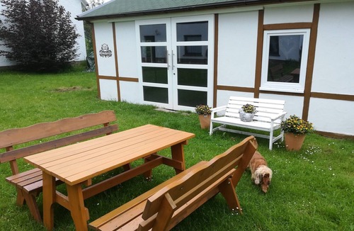 Silbecke Apartment | Wohnung in Silbecke mit Pool und Wald
