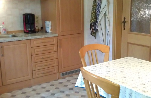 Hanichen Apartment | Wohnung in Hänichen mit Garten by Interhome