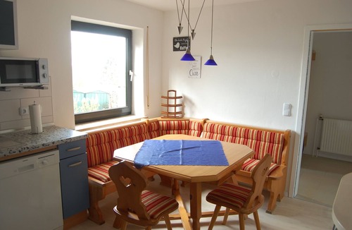 Burgthann Apartment | Wohnung mit Kamin Terrasse und Grill in der Nähe von Nürnberg