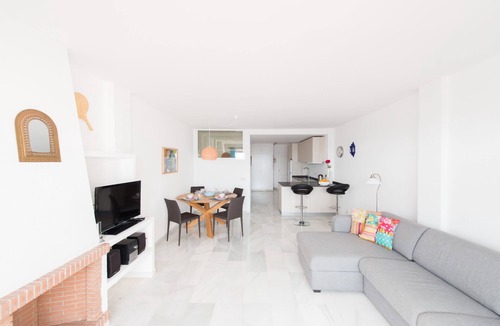 Calahonda Apartment | Wonderful apartment first line by the sea with breathtaking view for 2