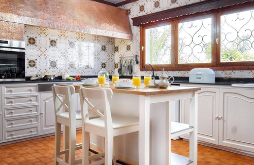 Tafira House | Wonderful private villa for 10 guests with WIFI, A/C, private pool, TV, patio and pets allowed