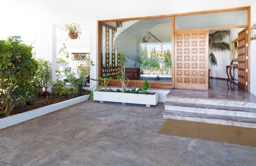 Tafira House | Wonderful private villa for 10 guests with WIFI, A/C, private pool, TV, patio and pets allowed