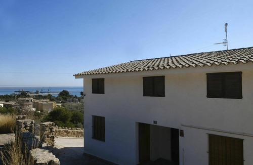 Alcanar House | Wonderful private villa for 18 people with WIFI, private pool, TV, balcony and pets allowed