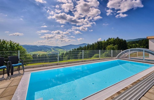 Kollnburg House | Wonderful private villa for 17 guests with pool, WIFI, TV, terrace and pets allowed