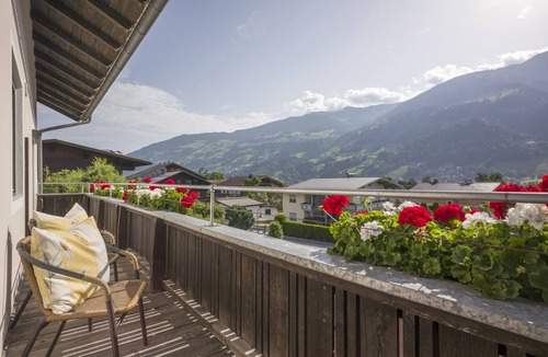 Kapfing Apartment | Wonderful very cheap Apartment Chiara for families or groups