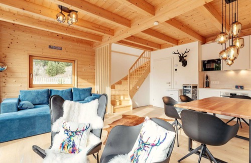 Schonberg House | Wonderful villa for 6 guests with WIFI, TV, terrace and pets allowed