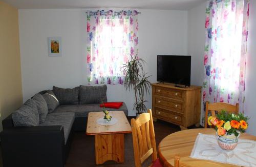 Weißig House | XXL Ferienhaus in Struppen