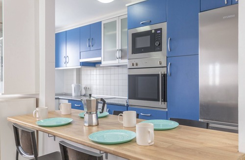 Sardina House | Yenhel Holiday Home with Sea Views, Private Terrace and Wi-Fi