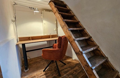 Dillingen an der Donau House | YFB l 500 Jahre alter Stadtmauerturm