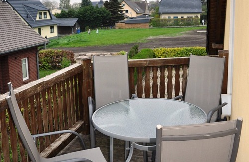 Alt Reddevitz Apartment | Your vacation on Rügen: Vacation apartment with 2 bedrooms, WLAN & parking space