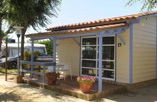 Malgrat de Mar House | ZEcamping 4 étoiles piscine animations locatif TV BBQ clim 27m2 6 pers