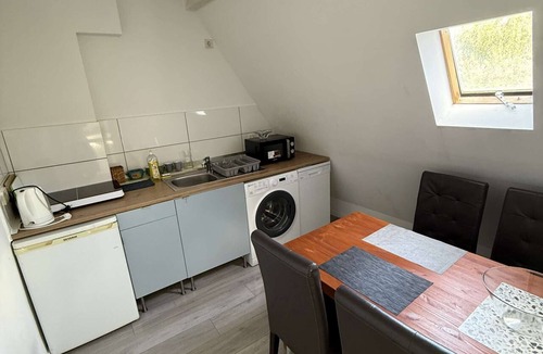 Eicken Apartment | Zentral Gelegenes Apartment am Bunter Garten in Mönchengladbach