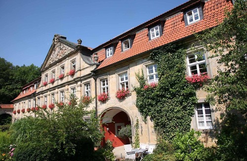 Klosterlangheim Apartment | Zentral gelegene FeWo für 2-4 Personen