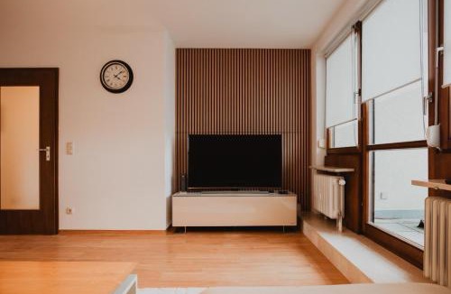 Augsburg-Goggingen Apartment | Zentral, Loggia, TG-Platz