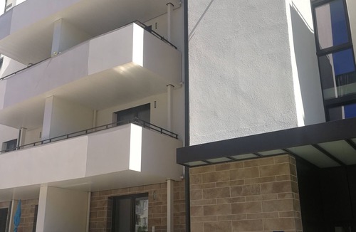 Alte Heide-Hirschau Apartment | Zentral Modern & Ruhig
