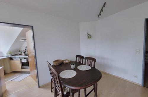 Bayreuth Apartment | Zentrale 2 Zimmer-Wohnung mit Balkon