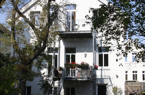 Haarenesch Apartment | Zentrale Altbauwohnung 3 Schlafzimmer mit Balkon