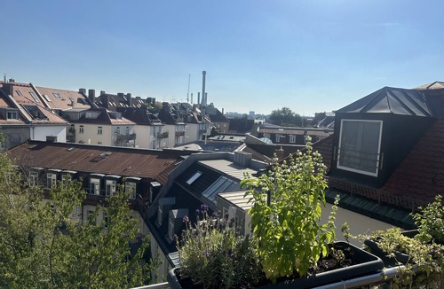 Sendlinger Feld Apartment | Zentrales Sonnendurchflutetes Loft