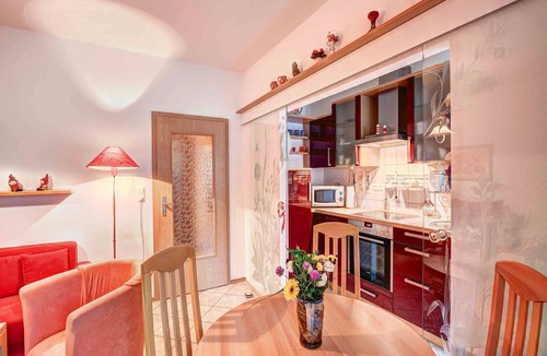 Zinnowitz Apartment | Zinnowitz, vacation apartment RENA - 2-room apartment with south-facing balcony