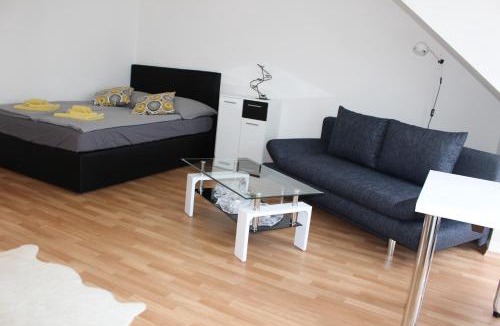Burghausen Apartment | ZV-Scholtz Burghausen, Mozartstr.15 AP-52