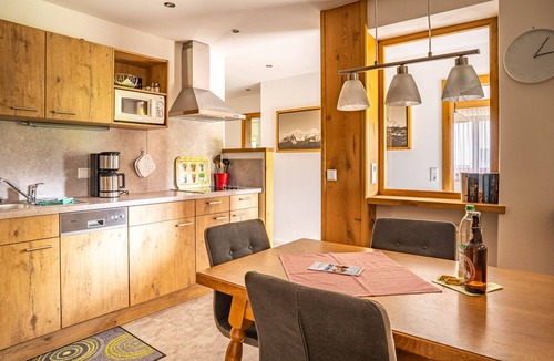 Groissenbach Apartment | Zwei-Raum-Wohnung (6) Haus Resi, Wohnküche, Wohnzimmer,Schlafzimmer, Du/WC mit Wärmekabine, Balkon (60m²)