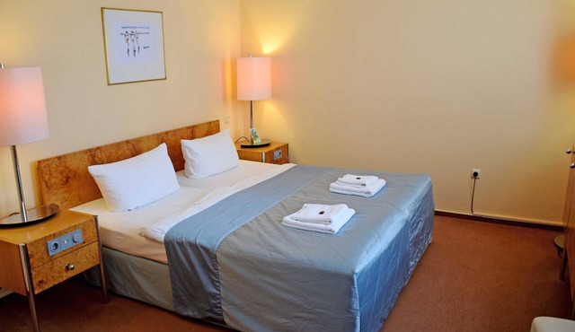 01 Double Room B - The small hotel and apartments on Mönchgut!