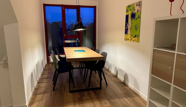 140 sqm penthouse apartment for up to 6 people with roof terrace in the city center