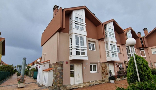 158A Triplex Rinconin con piscina