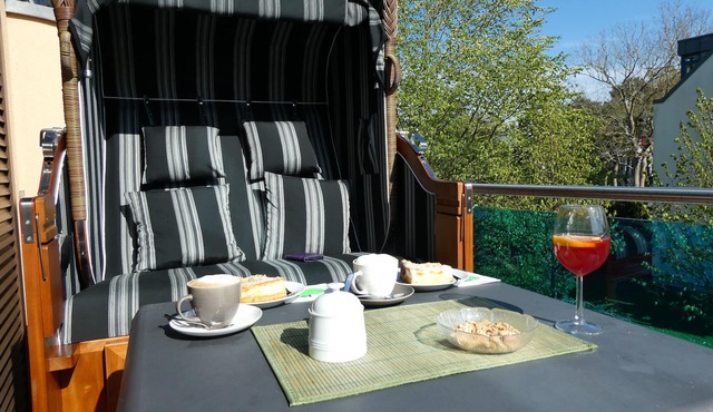 2 rooms apartment in the Kurparkcarree, with elevator to the 1st floor, beach distance 80m