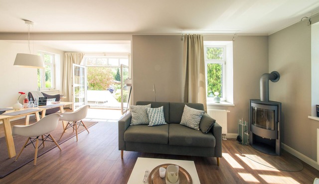 2. stylish feel-good apartment Flieder - Gutshaus Krummin Usedom
